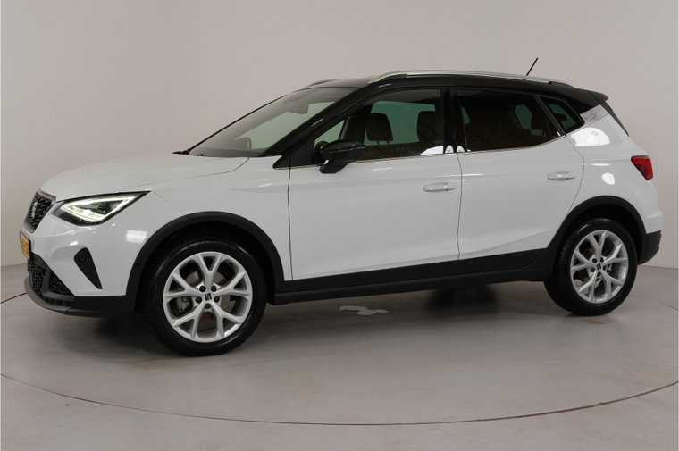 Vehicle Image 28