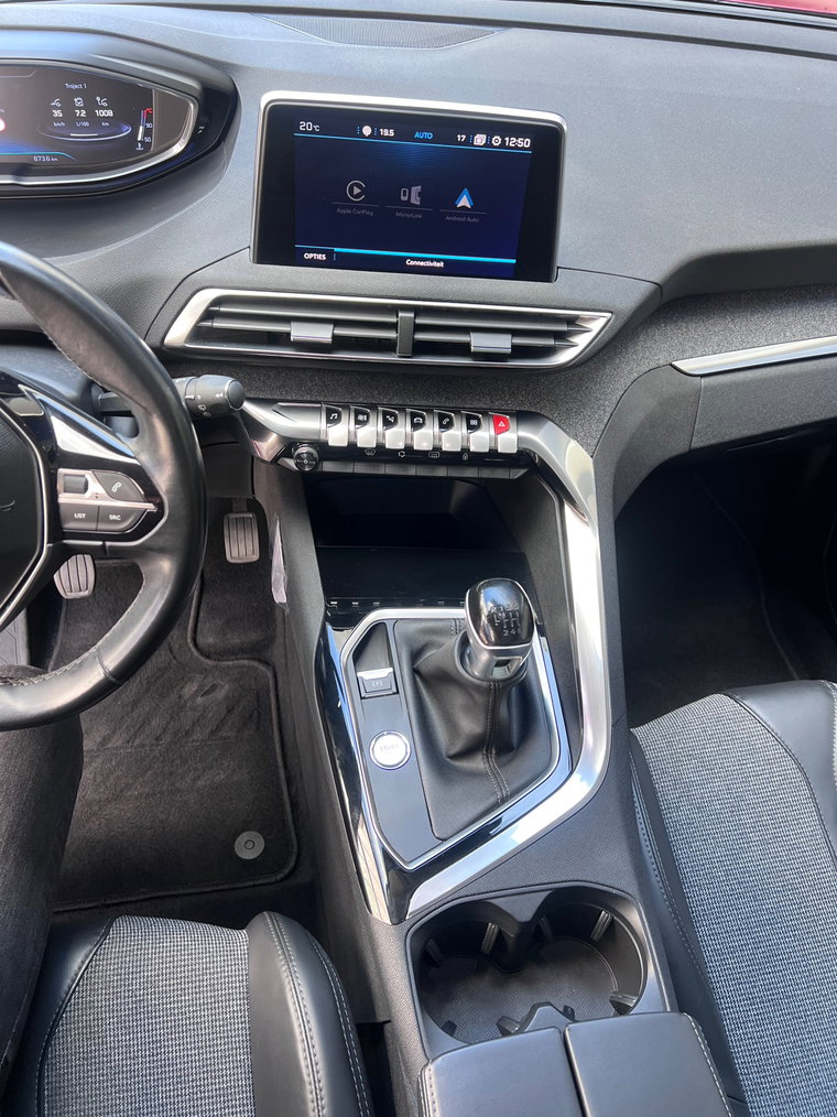 Vehicle Image 45
