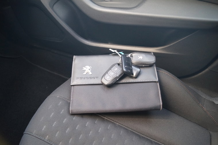 Vehicle Image 30