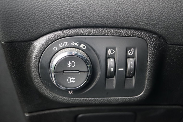 Vehicle Image 37
