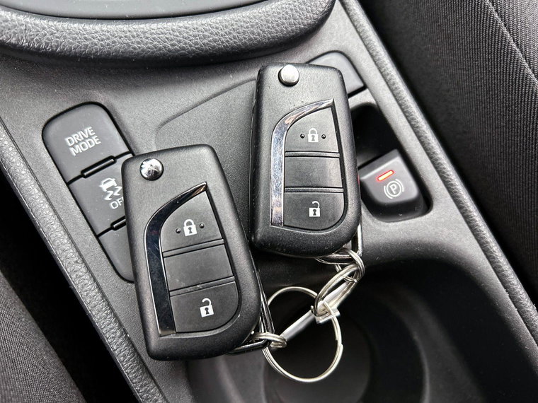 Vehicle Image 30