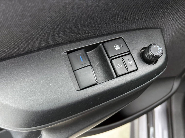 Vehicle Image 33