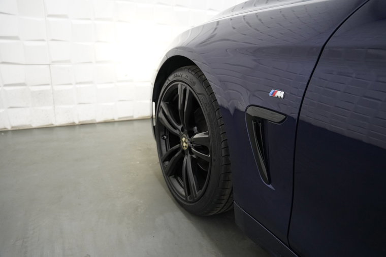 Vehicle Image 24