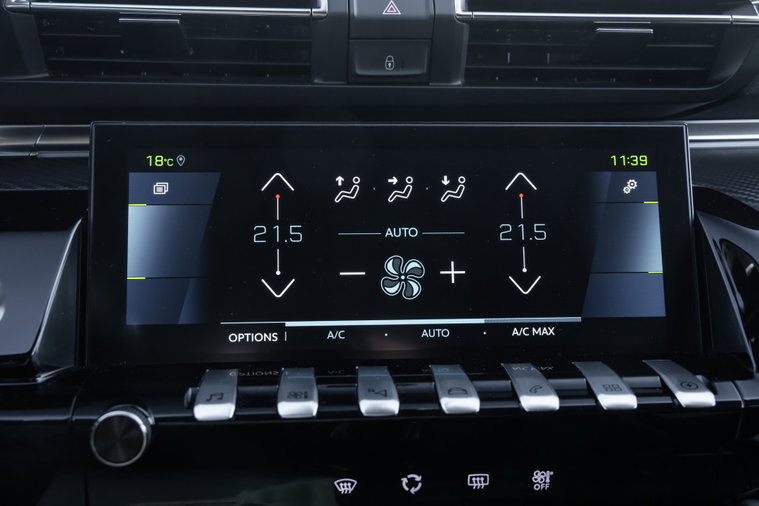 Vehicle Image 27