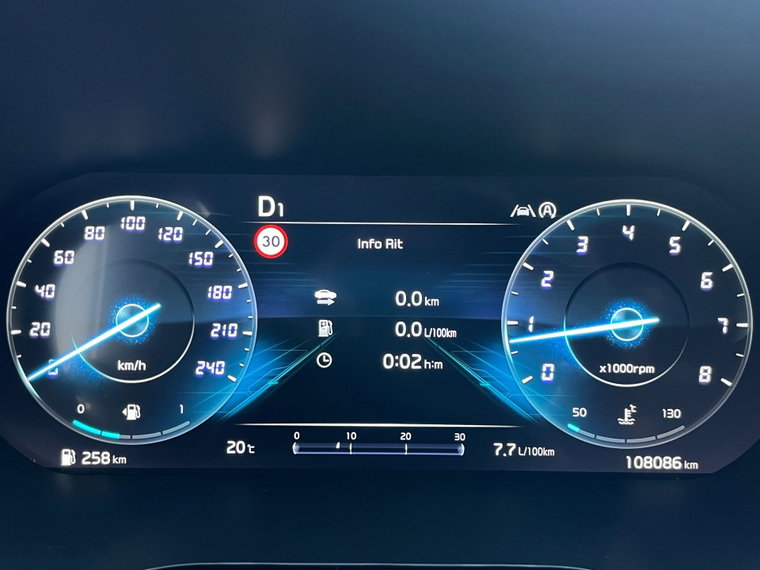 Vehicle Image 21