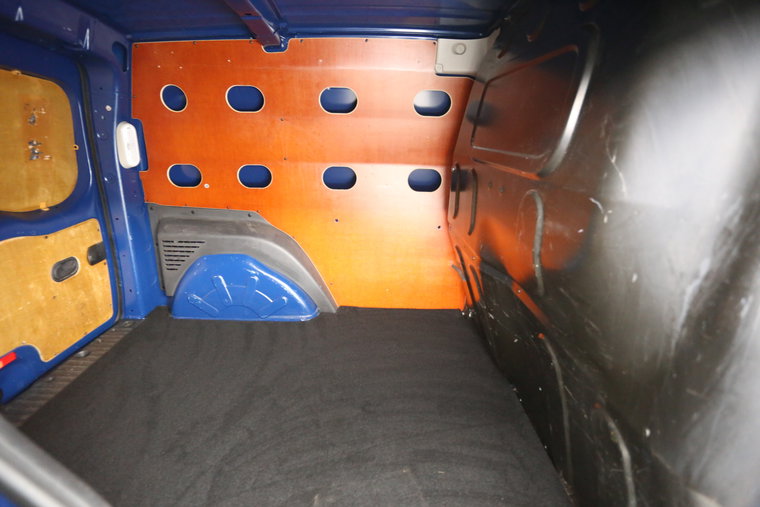 Vehicle Image 21