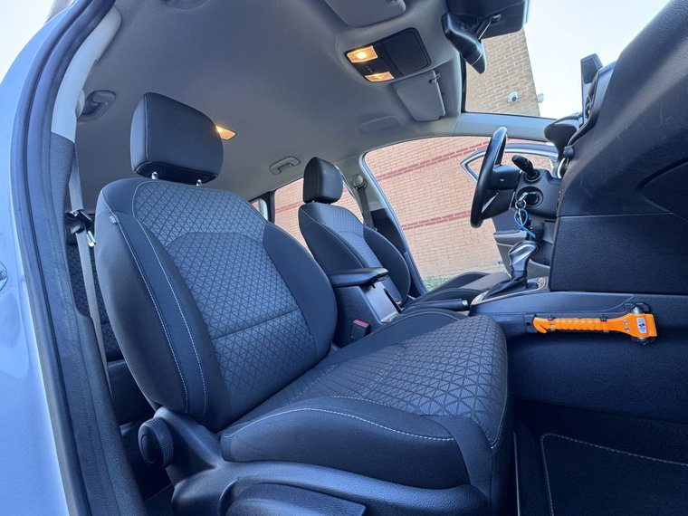 Vehicle Image 37
