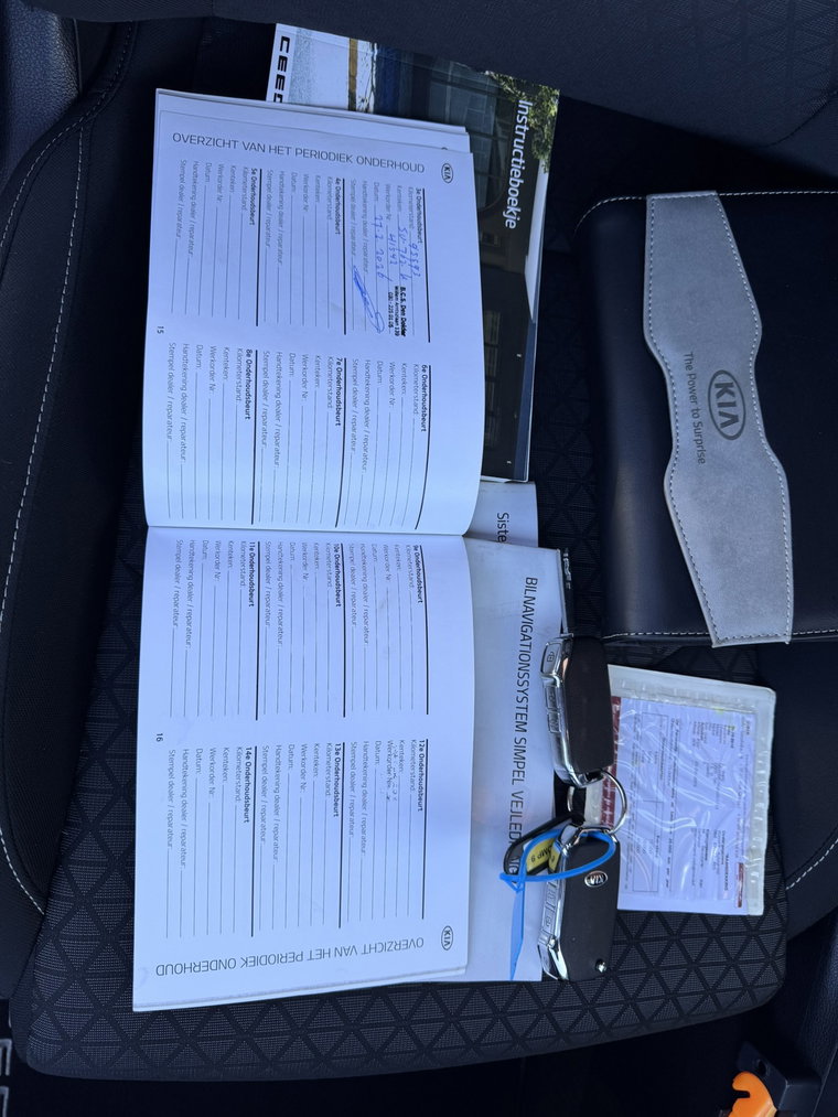 Vehicle Image 40