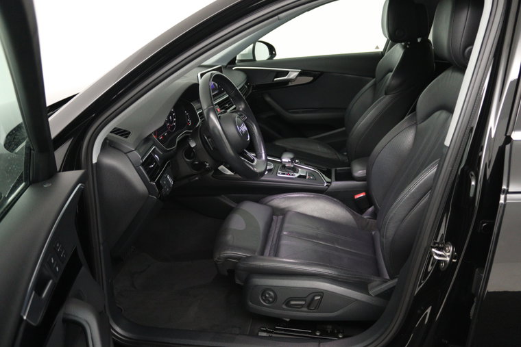 Vehicle Image 22
