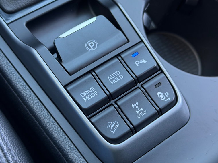 Vehicle Image 35