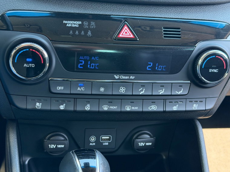 Vehicle Image 37