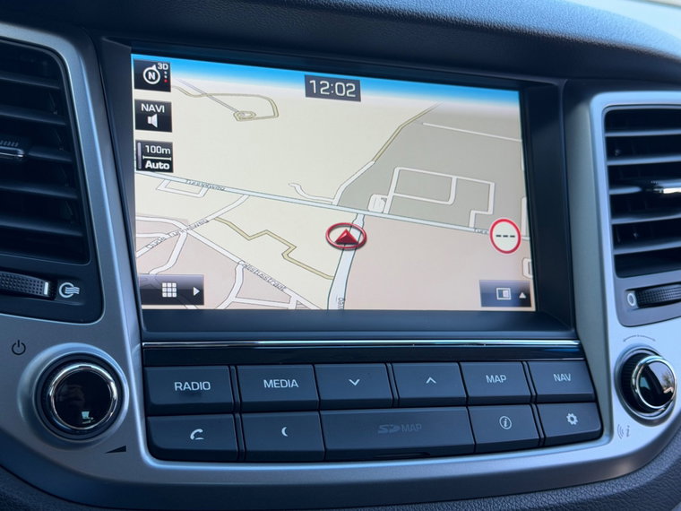Vehicle Image 38