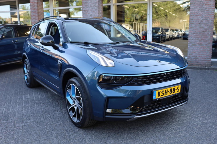 Vehicle Image 5