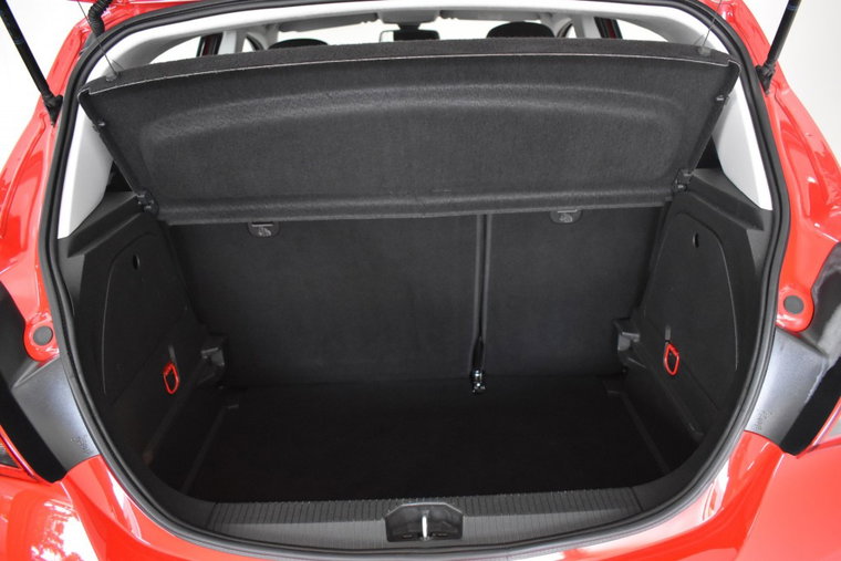 Vehicle Image 33