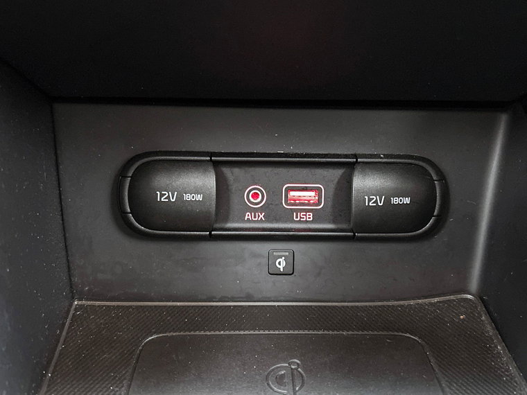 Vehicle Image 35