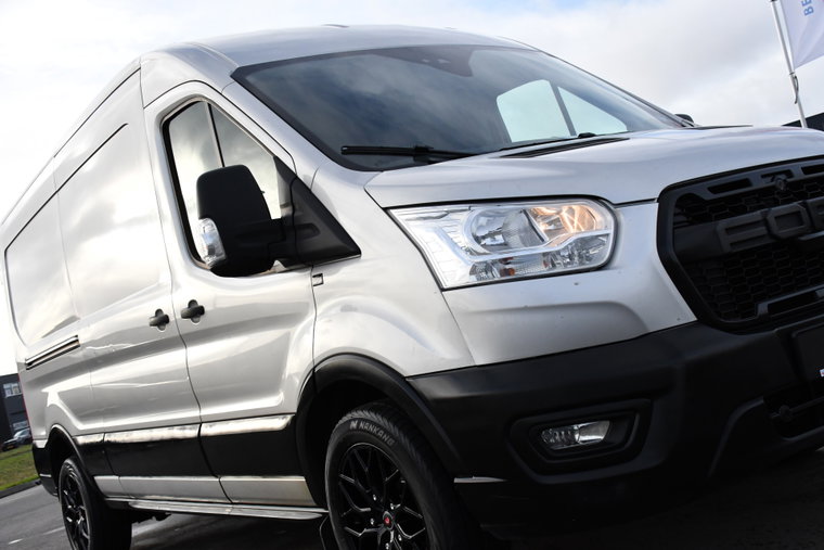Vehicle Image 20