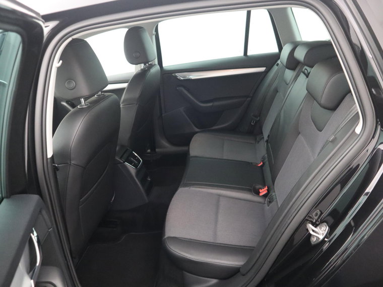 Vehicle Image 39