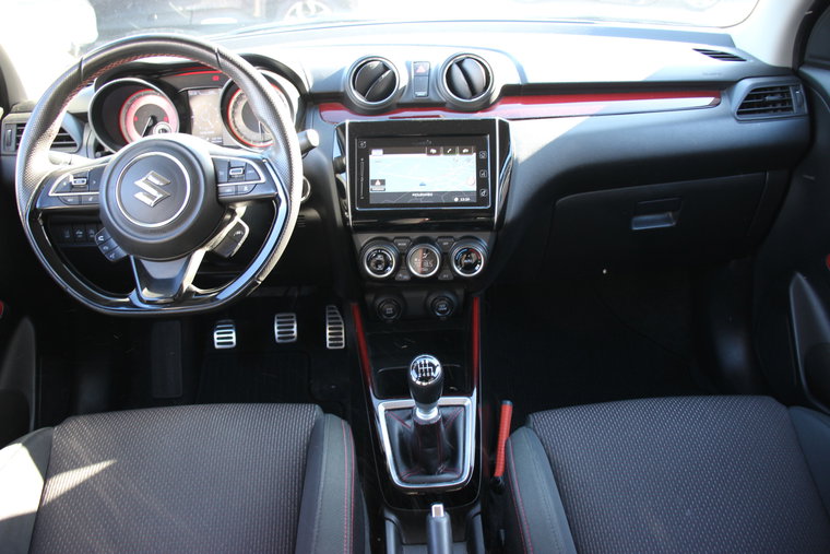 Vehicle Image 7