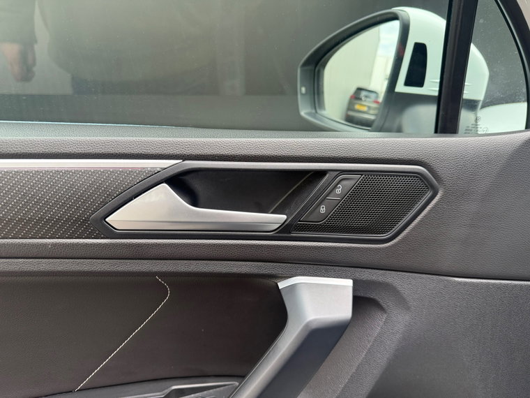 Vehicle Image 39