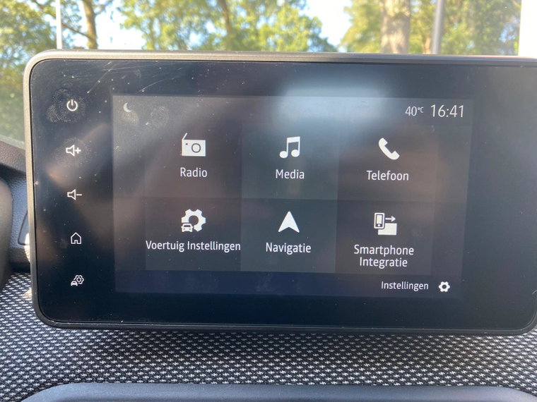 Vehicle Image 20