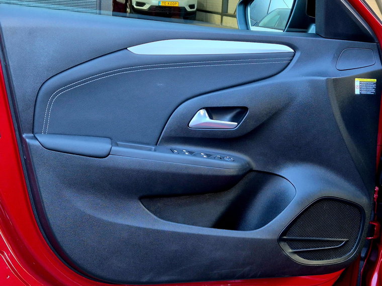 Vehicle Image 33