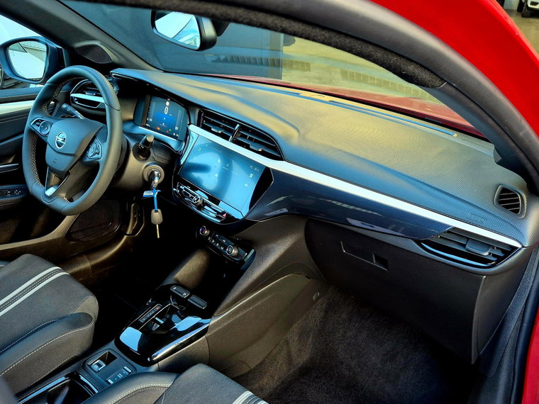 Vehicle Image 35