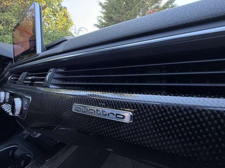 Vehicle Image 45