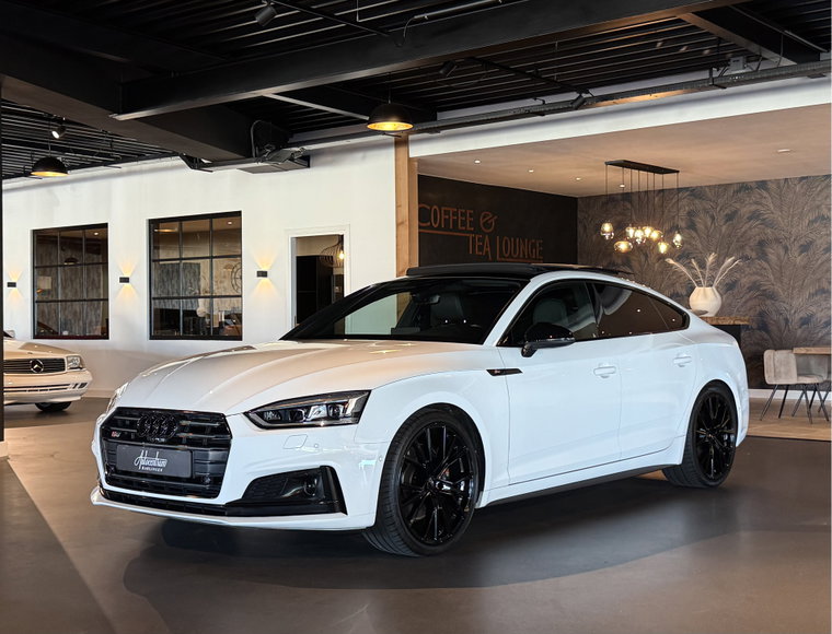 Vehicle Image 50