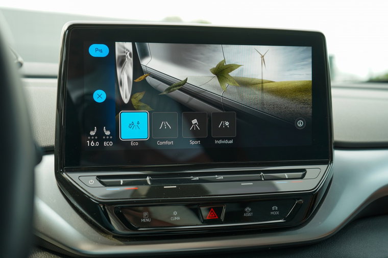 Vehicle Image 30
