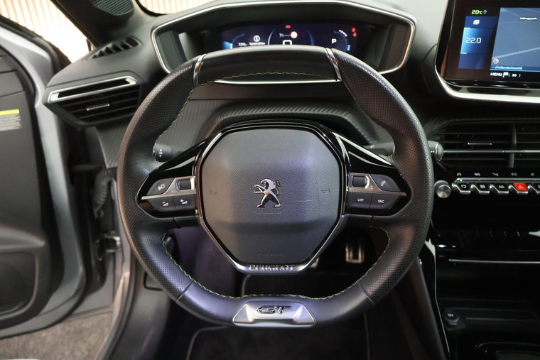 Vehicle Image 17