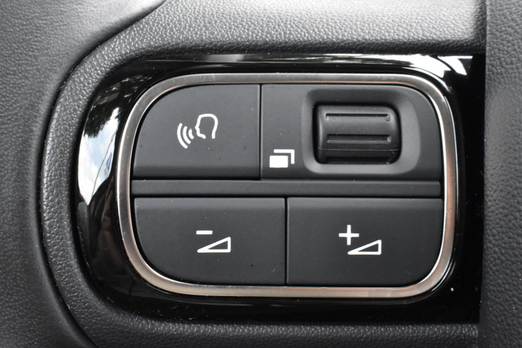 Vehicle Image 22