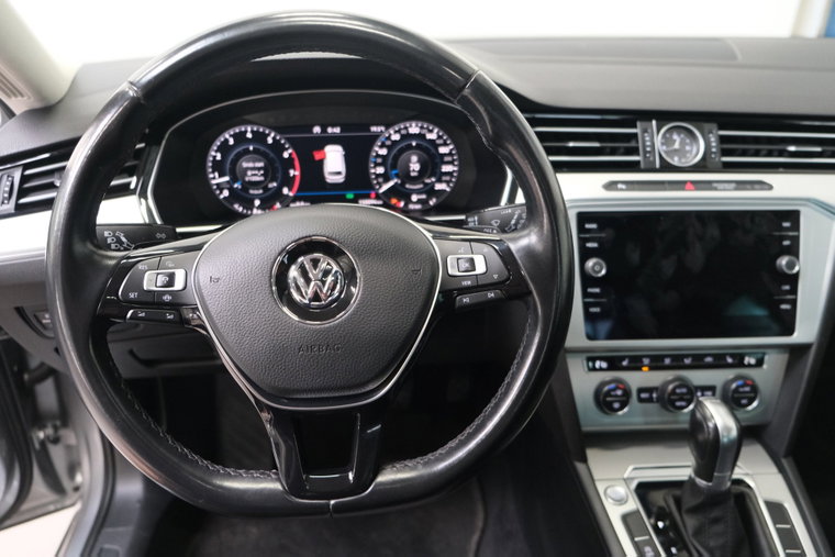Vehicle Image 19