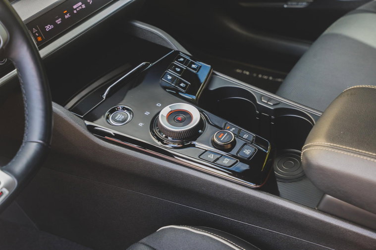 Vehicle Image 35