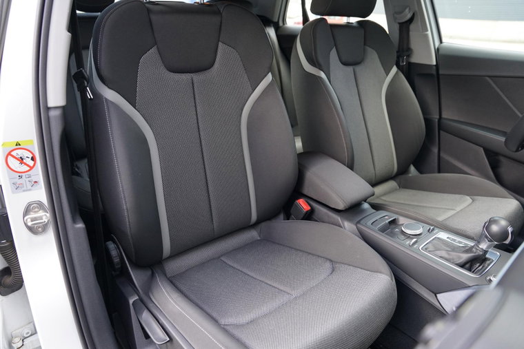 Vehicle Image 18