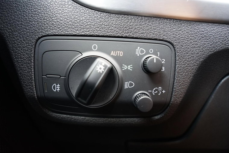 Vehicle Image 41