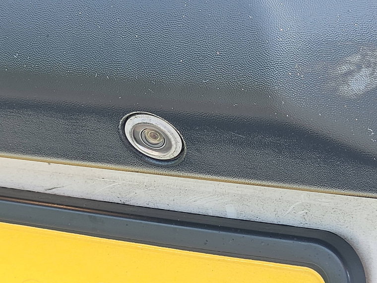 Vehicle Image 17