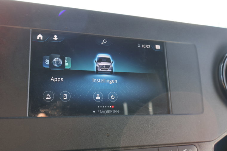 Vehicle Image 36