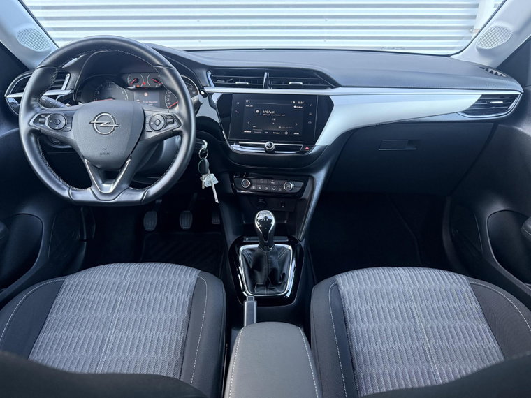 Vehicle Image 18