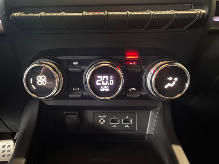 Vehicle Image 29