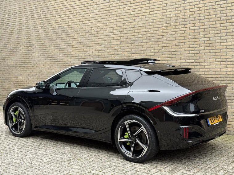 Vehicle Image 35