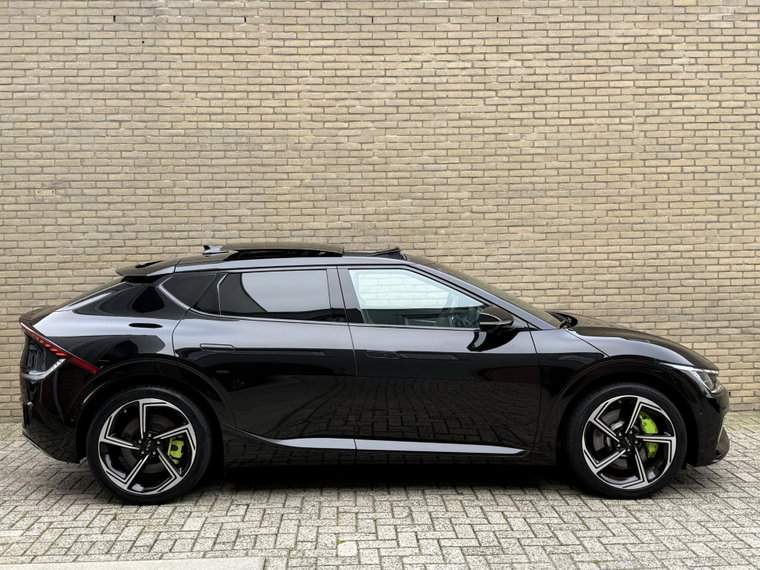 Vehicle Image 37
