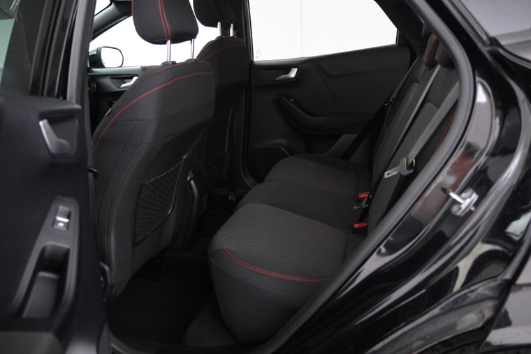 Vehicle Image 31