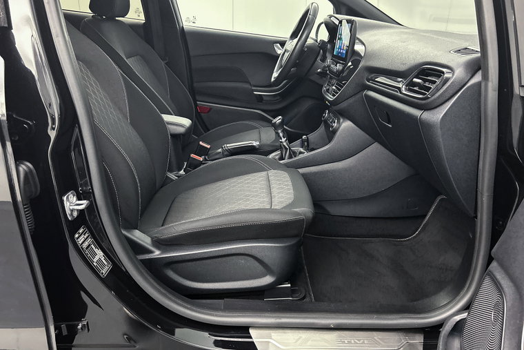 Vehicle Image 31