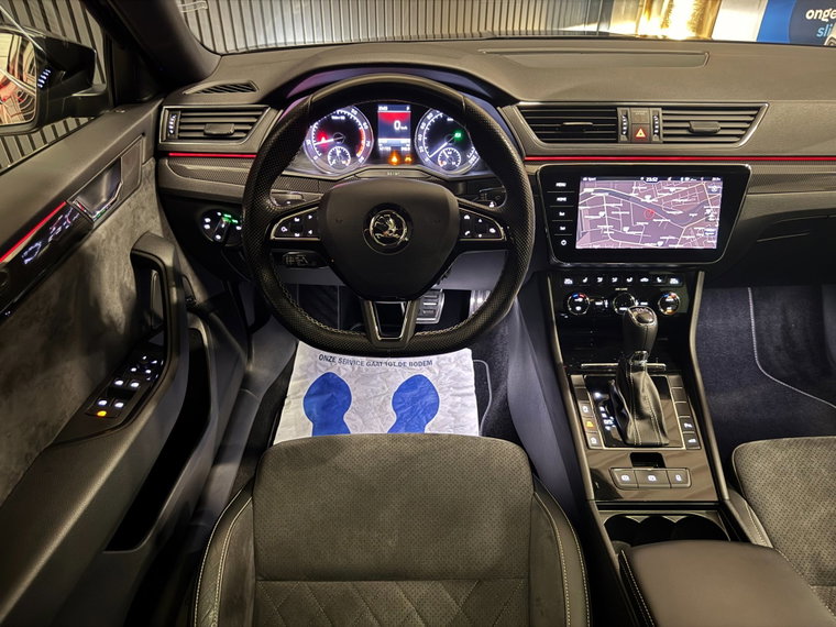 Vehicle Image 22