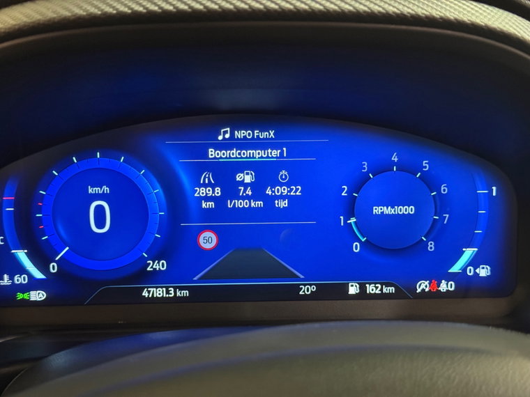Vehicle Image 32