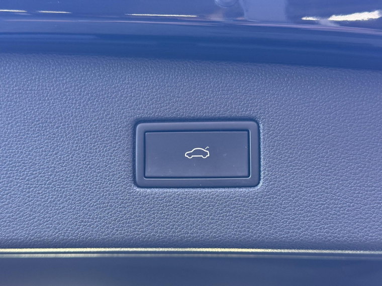 Vehicle Image 39
