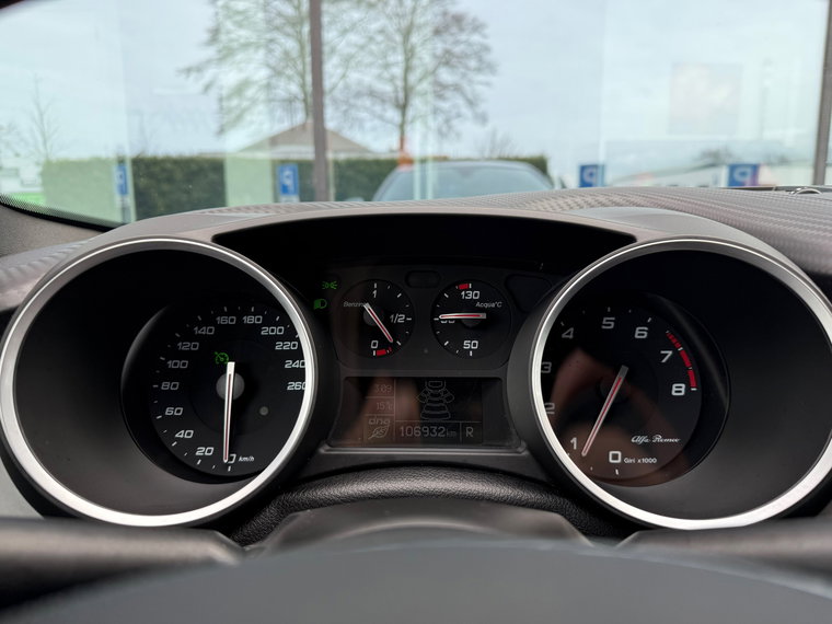 Vehicle Image 40