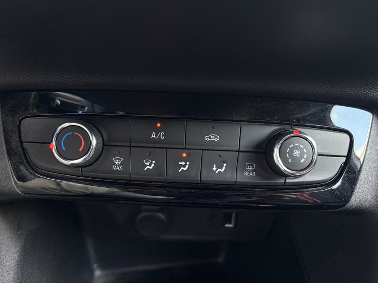 Vehicle Image 27