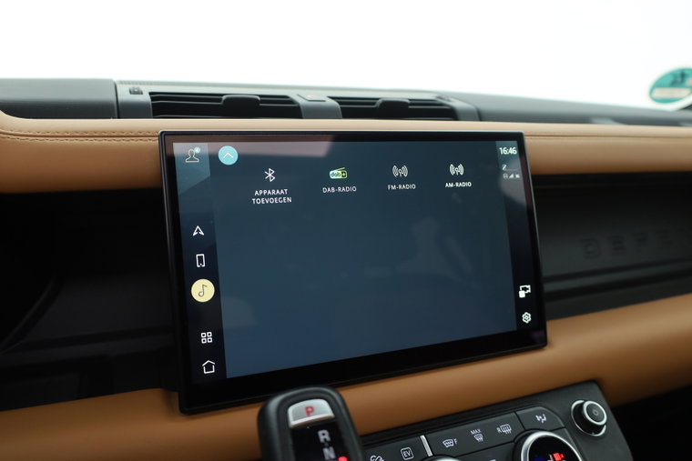 Vehicle Image 21