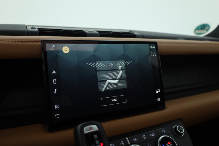 Vehicle Image 30